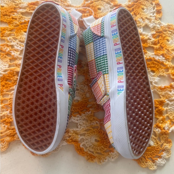 Vans Pride LGBTQ+ Slip On Multicolor Rainbow Low Top Shoes - Picture 4 of 5